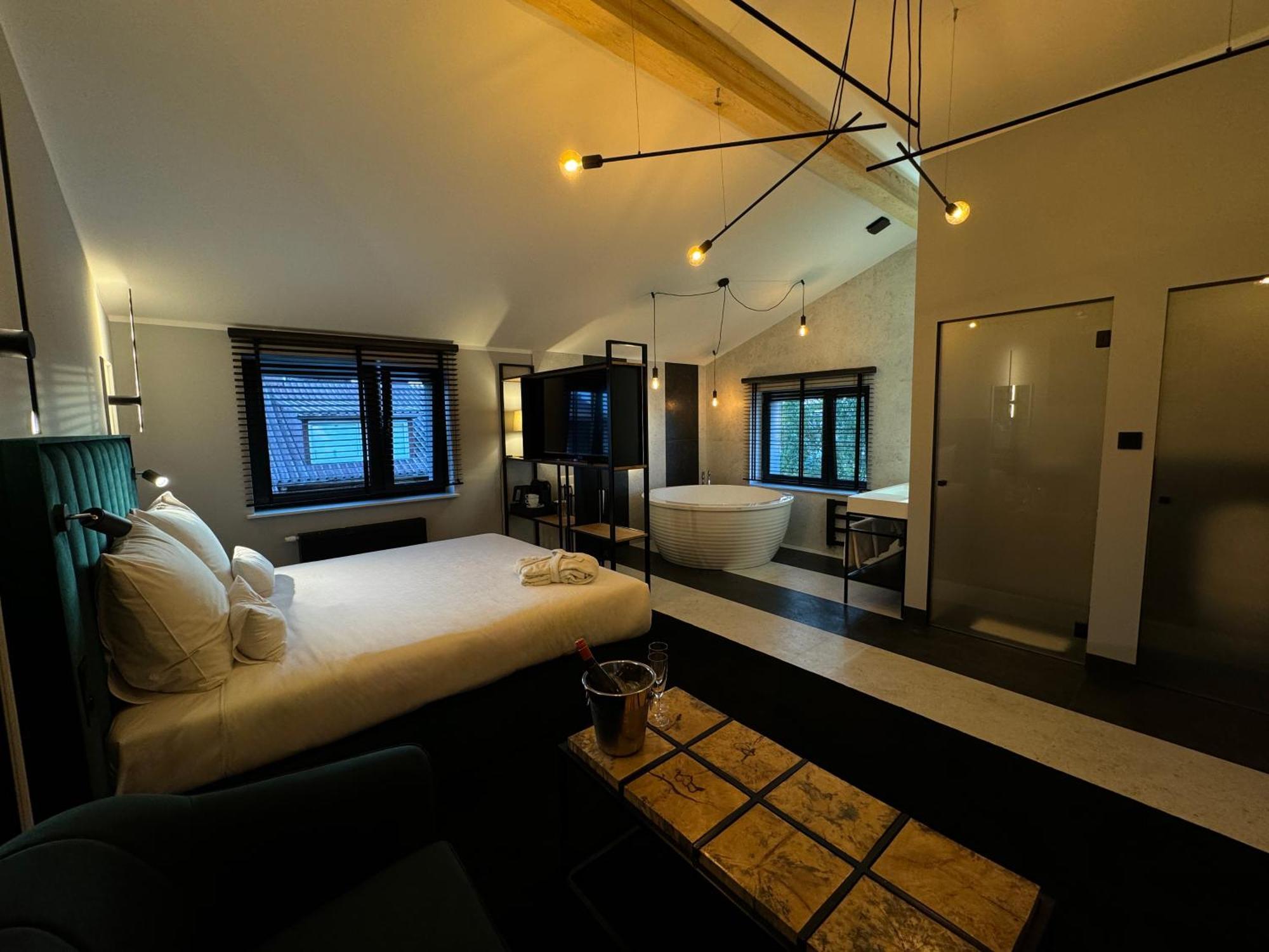 Amber Blue Wellness & Spa (Adults Only) Karwia Dış mekan fotoğraf